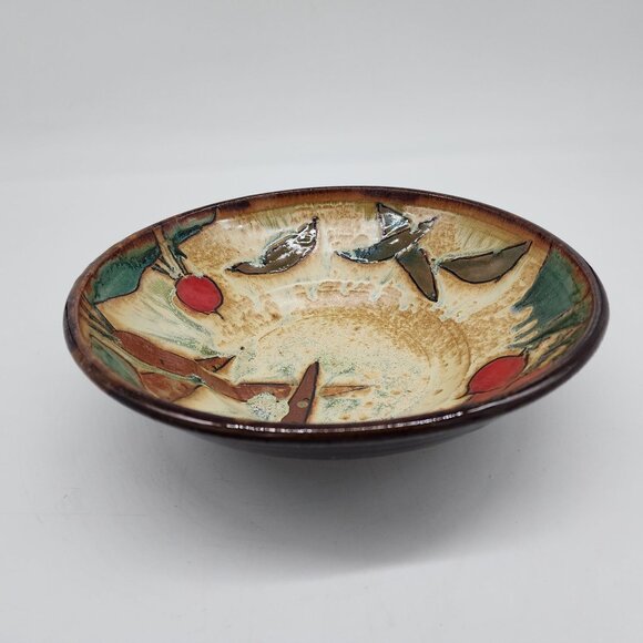 Signed Studio Pottery Bowl Bowl Vegetables Carrots Peas Radishes 9.5" - Picture 6 of 8